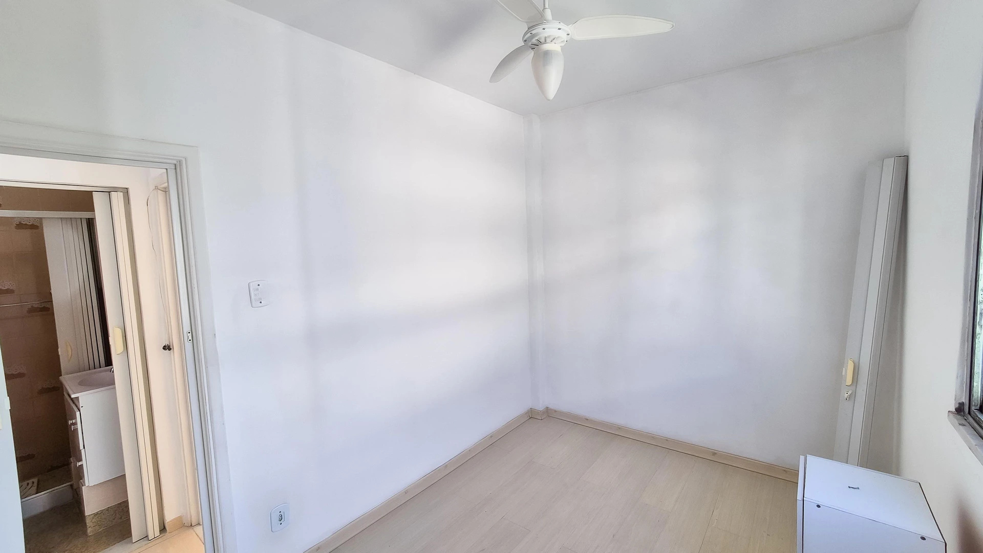 Unfurnished apartment with 2 bedrooms and 1 bathroom — photo 53