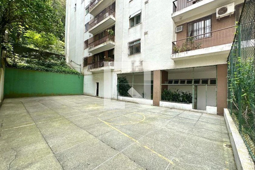 Mountain view in a one-bedroom apartment, 58 m² — photo 21