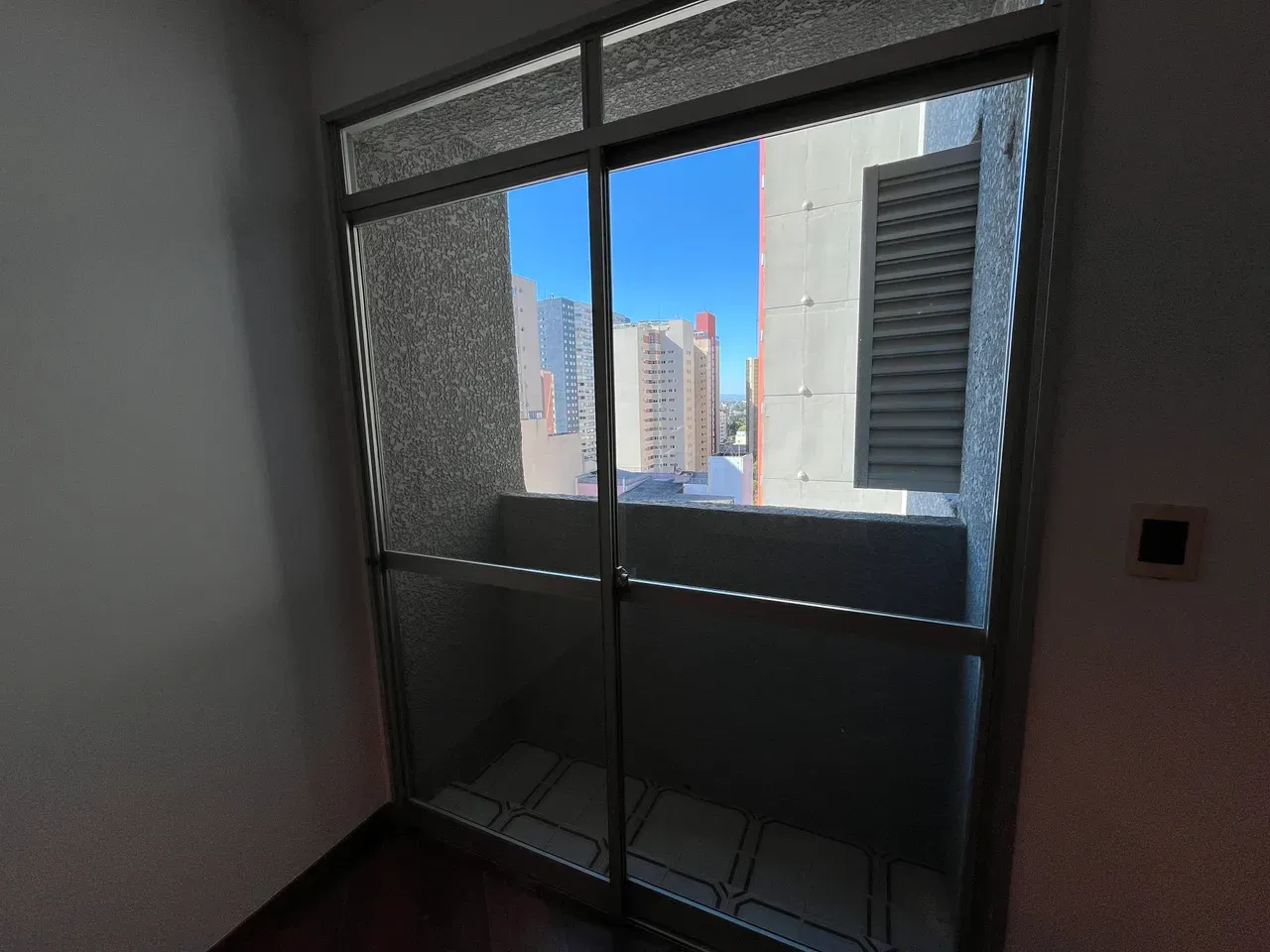 3-bedroom apartment with 3 bathrooms and 2 parking — photo 29