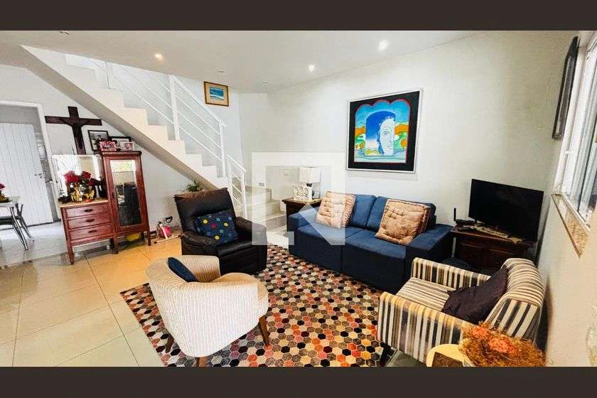 House with 5 bedrooms, 196 m², 8 parking spots and 4 baths