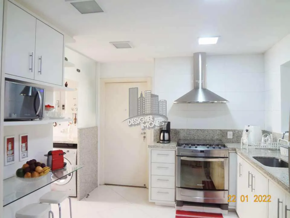 4-bedroom apartment with a washing machine in Rio de Janeiro — photo 6