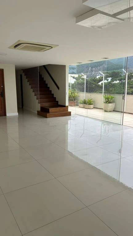Penthouse for rent with 6 bedrooms and 7 bathrooms — photo 19