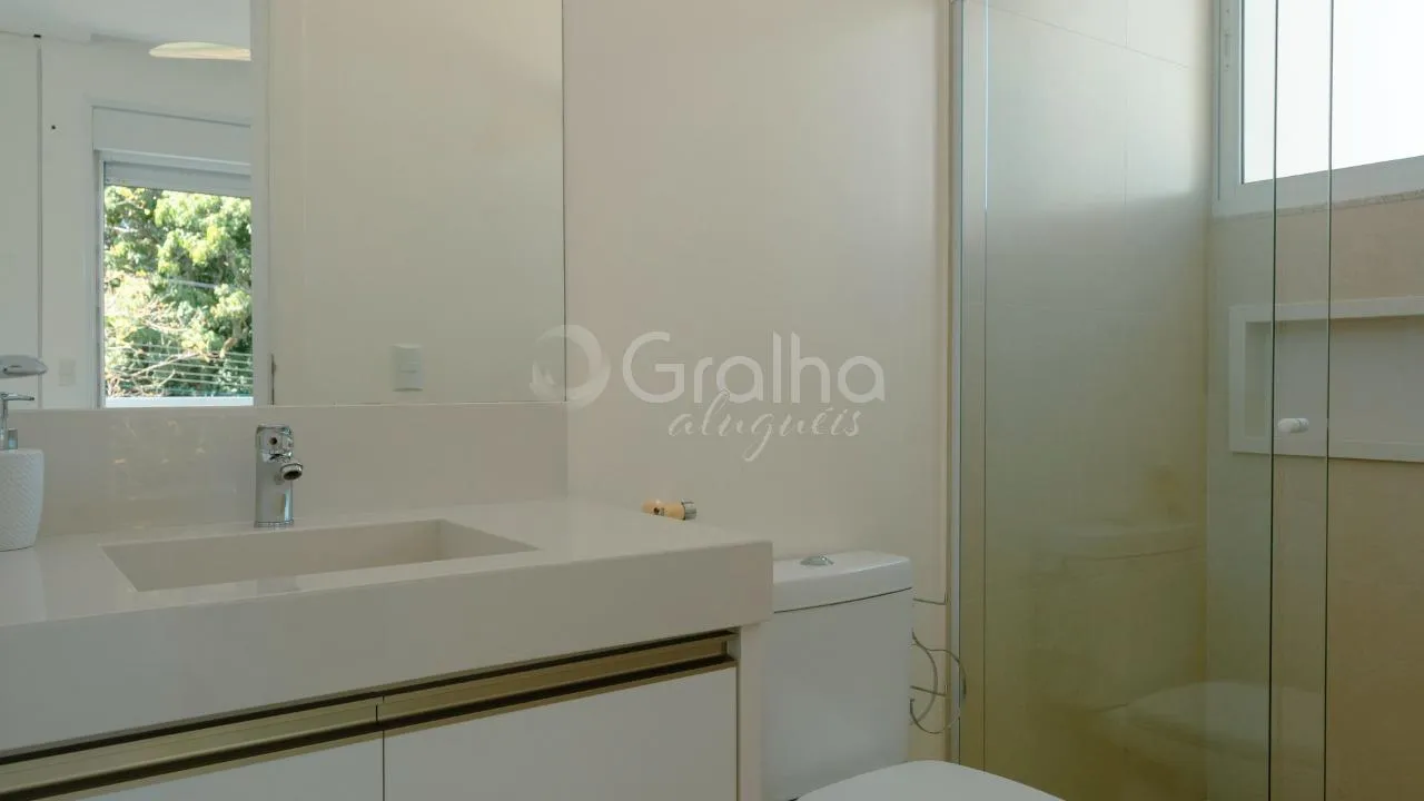 Меблированный дом: 5 спален с ванной и 730 м² — photo 31