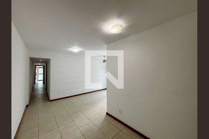 111 m² rental apartment with 3 bedrooms and 2 parking spots — photo 24