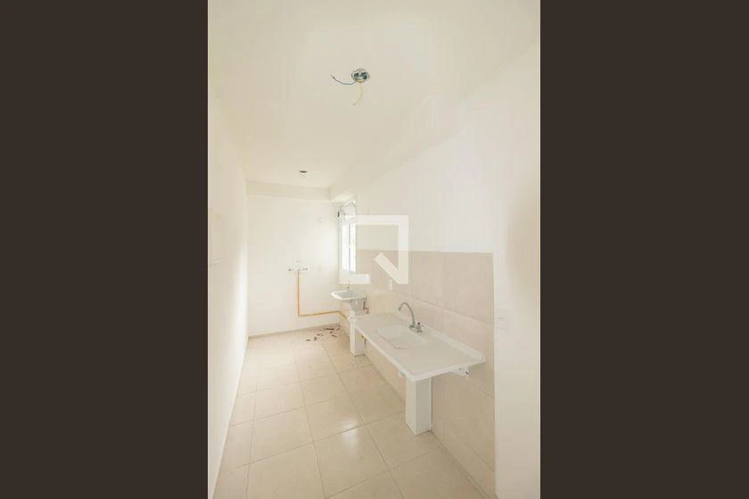 2-bedroom apartment in a building with a gym — photo 29