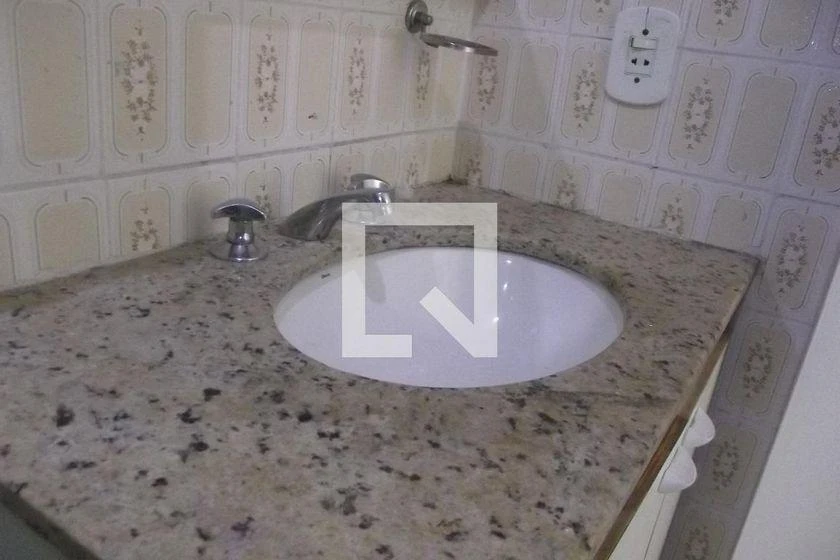 180 m² apartment with 2 bedrooms and 1 parking space — photo 42