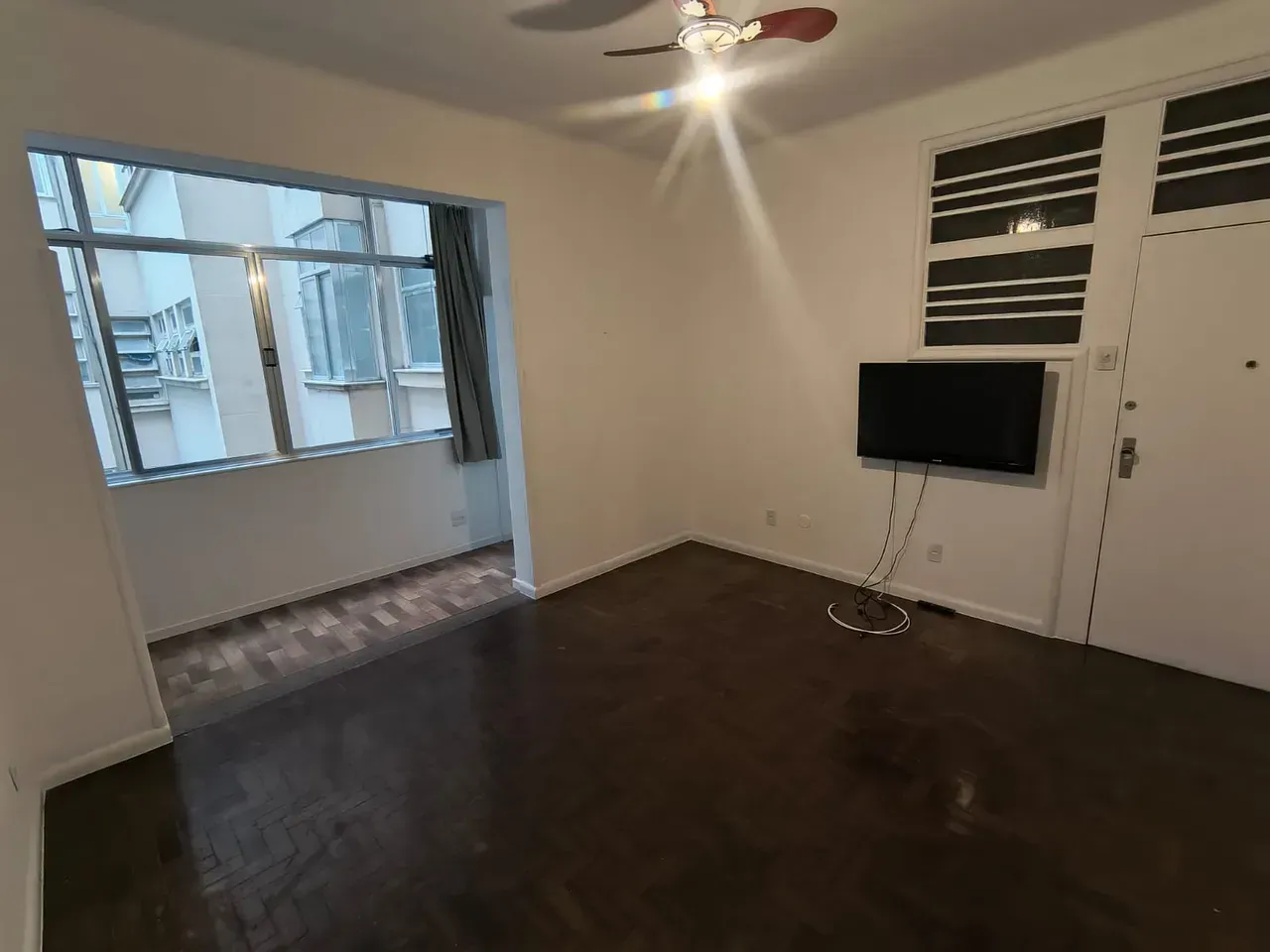 86 m² apartment with 2 bedrooms and city views — photo 5