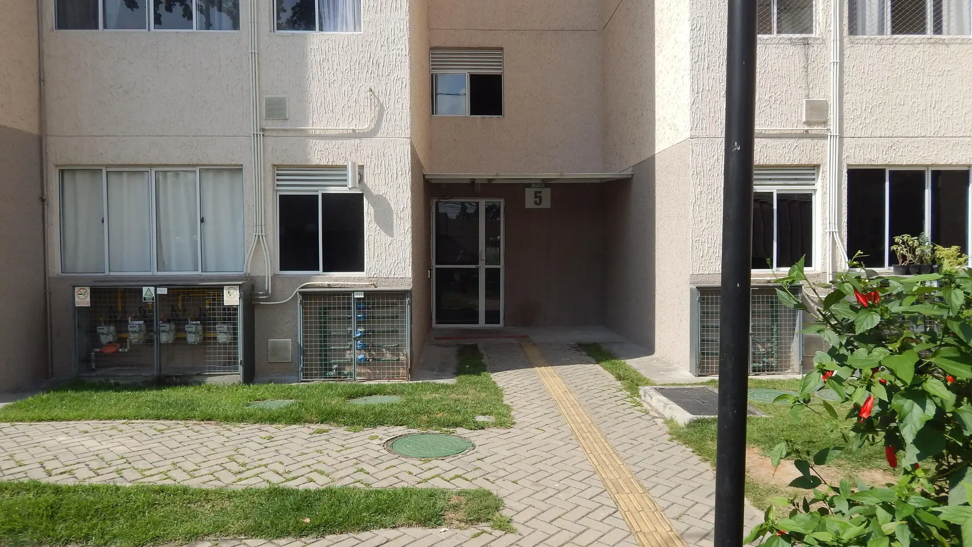 2 quartos e varanda gourmet: apartamento de 41 m² — photo 2