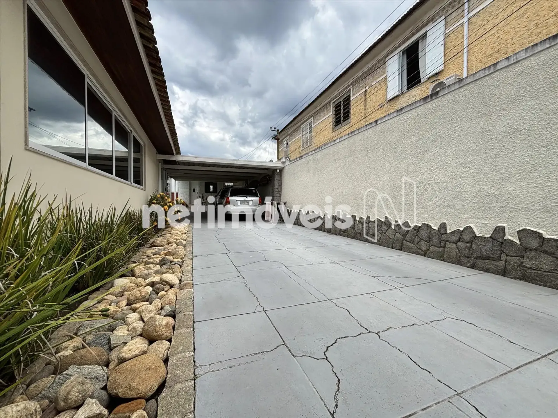 Unfurnished house with 3 bedrooms and a balcony — photo 47