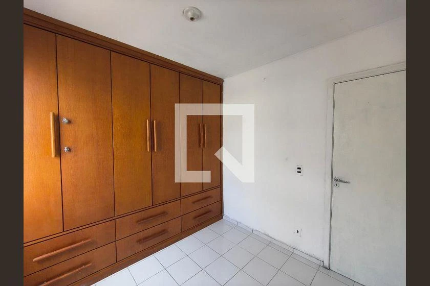 2-bedroom apartment in a building with a gym — photo 30