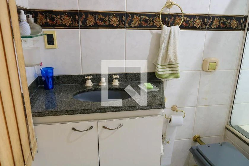 Furnished house with 4 bedrooms and 550 m² with air conditioning — photo 34