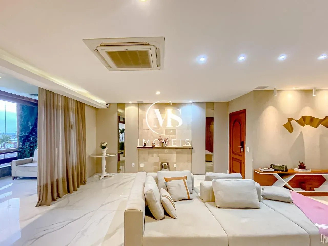 Ванна та 3 спальні: квартира 250 м² — photo 19