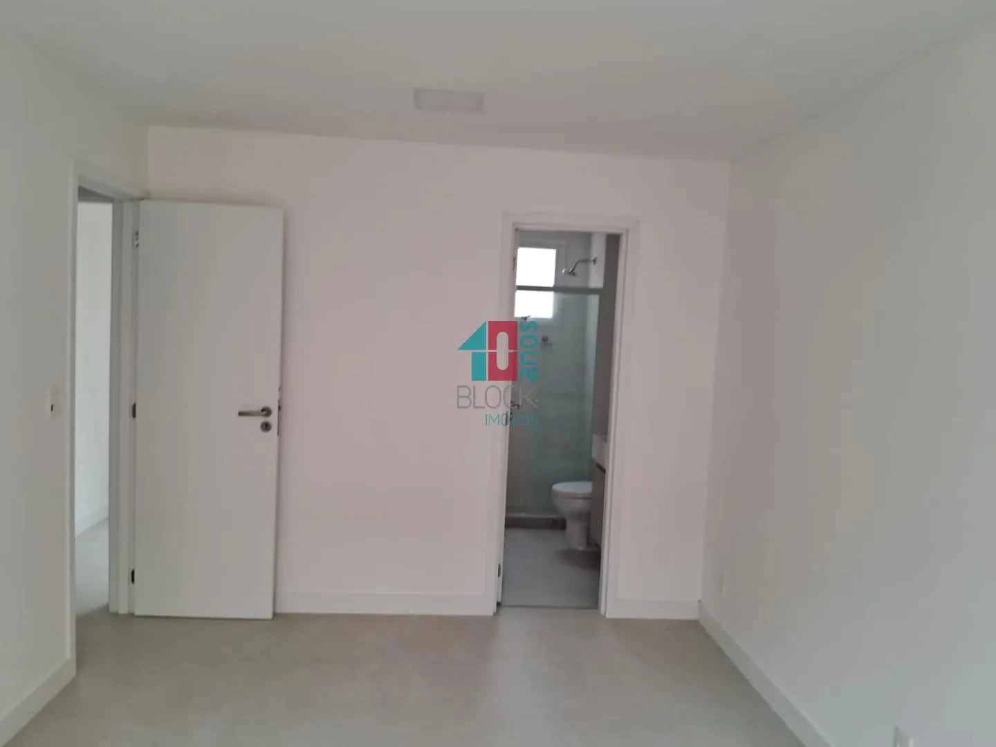 Квартира: 3 спальні, 1 з власною ванною кімнатою, 84 м² — photo 15