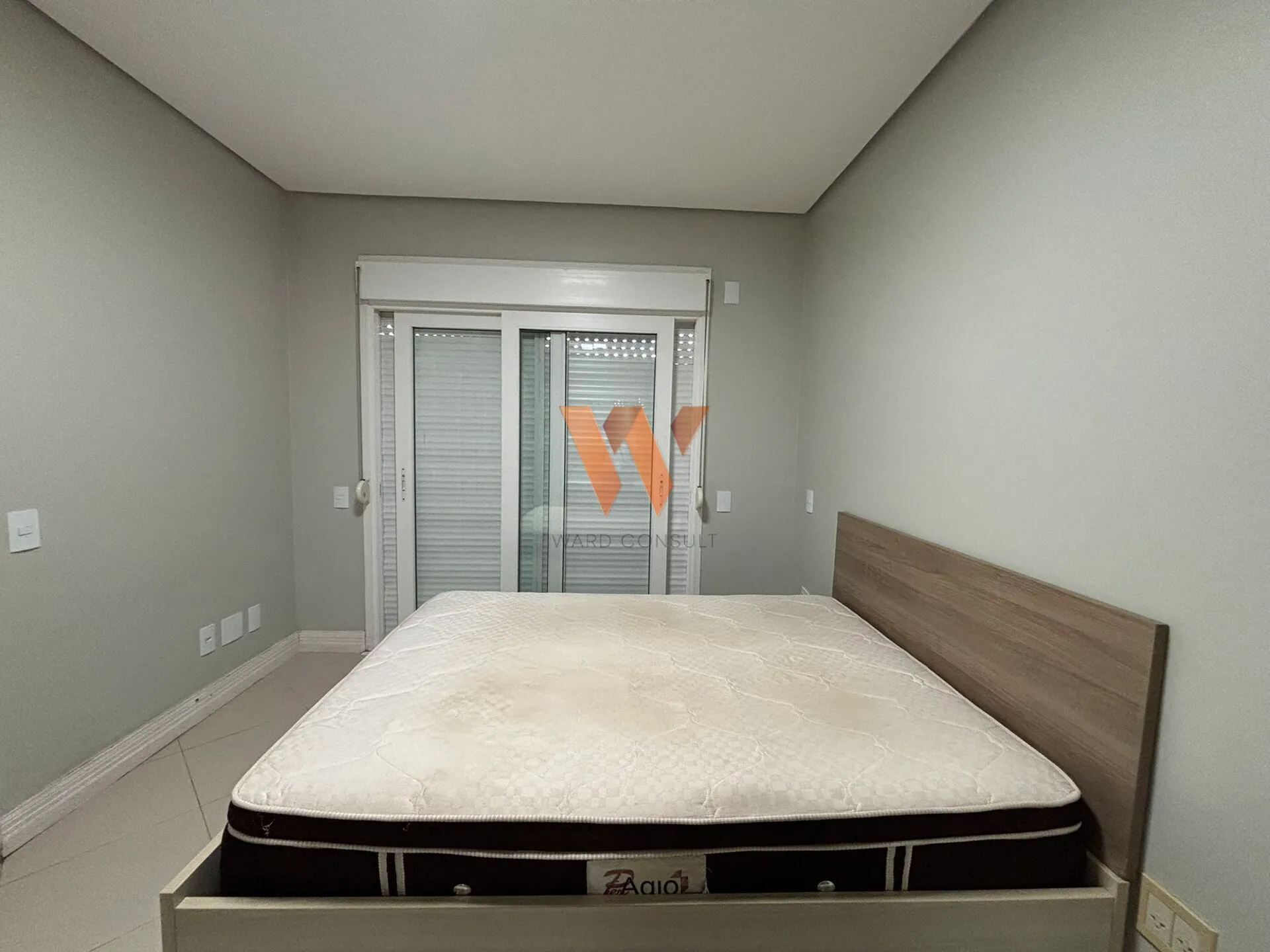 Furnished apartment with 3 en-suites and 236 m² — photo 21