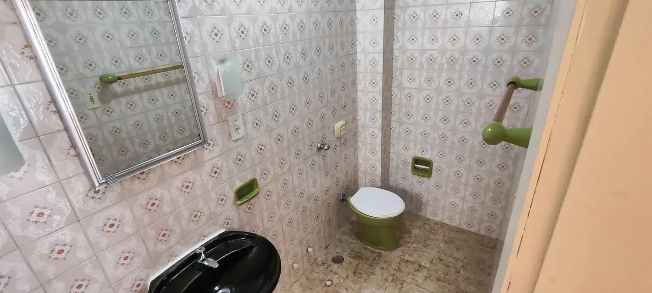 2-bedroom apartment with a home office in Florianópolis — photo 10