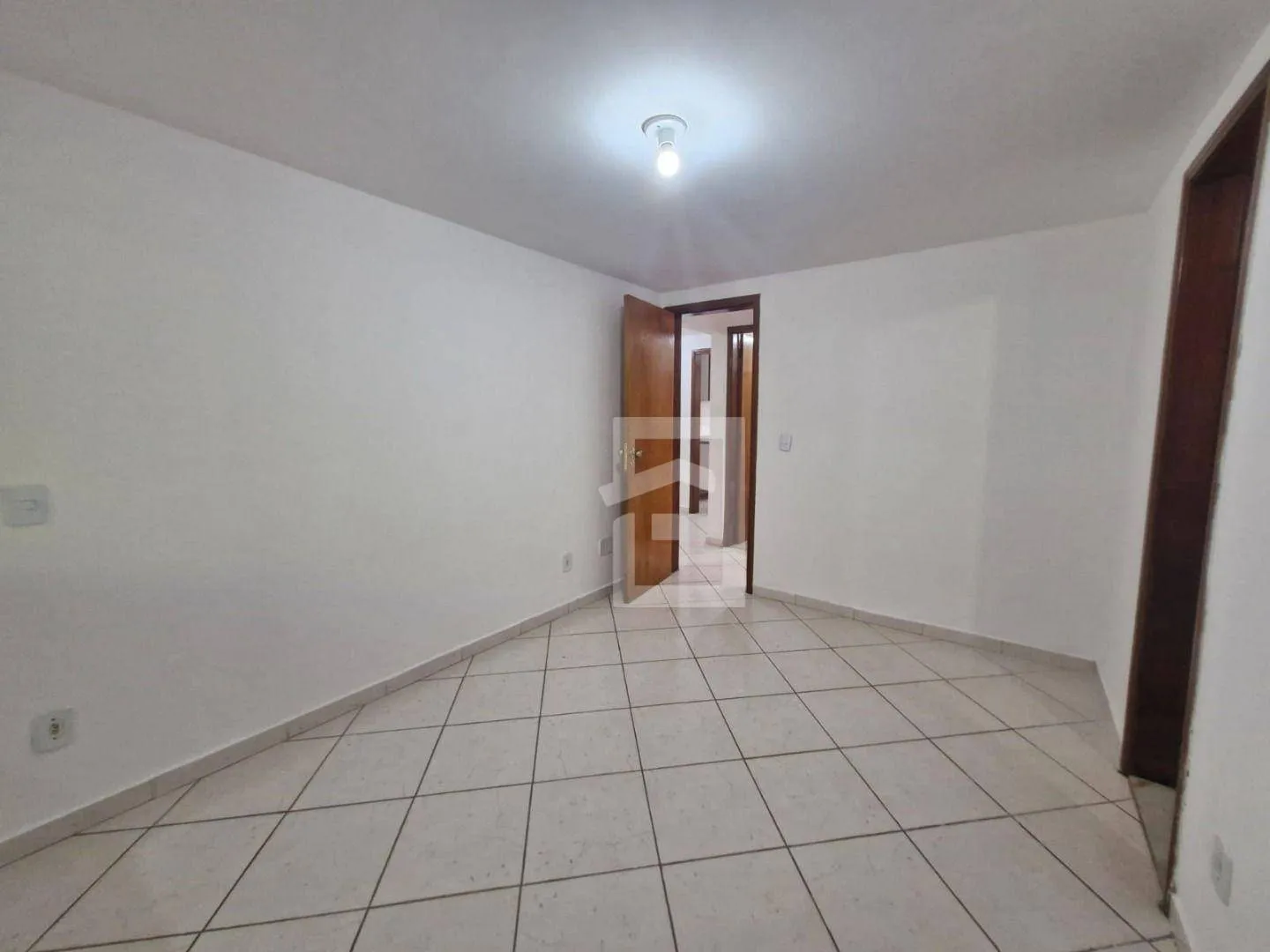 Apartamento com 2 quartos e 2 banheiros — photo 11