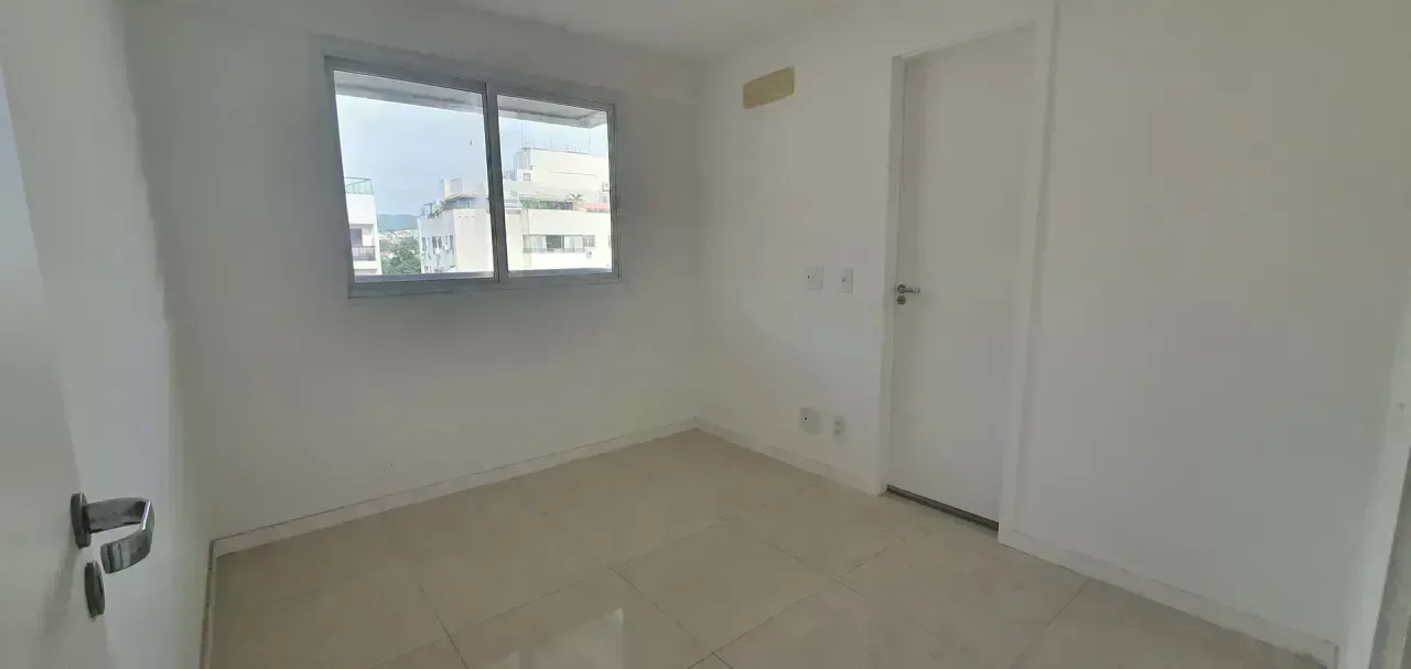 Apartment with 3 bedrooms, 3 bathrooms and balcony BBQ counter — photo 14