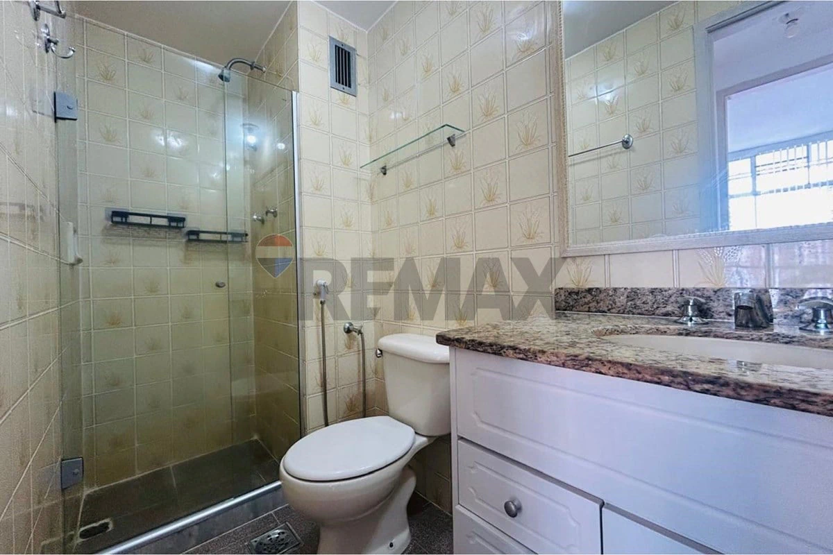 One-bedroom apartment in a building with a sauna — photo 2