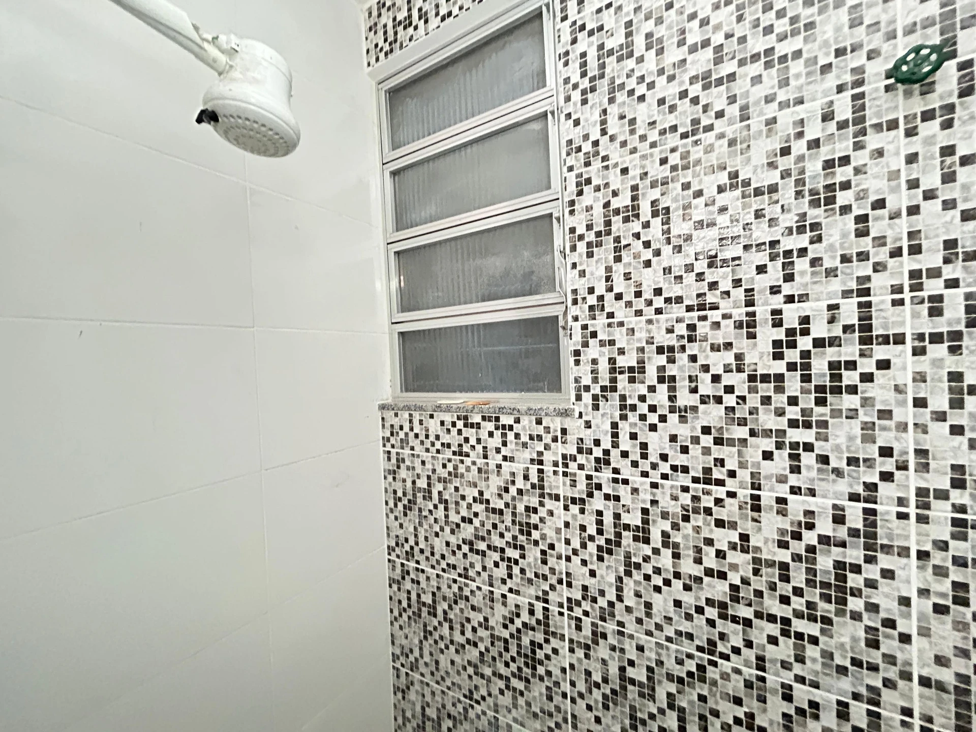 Rental studio kitnet with 1 bedroom and no parking — photo 4