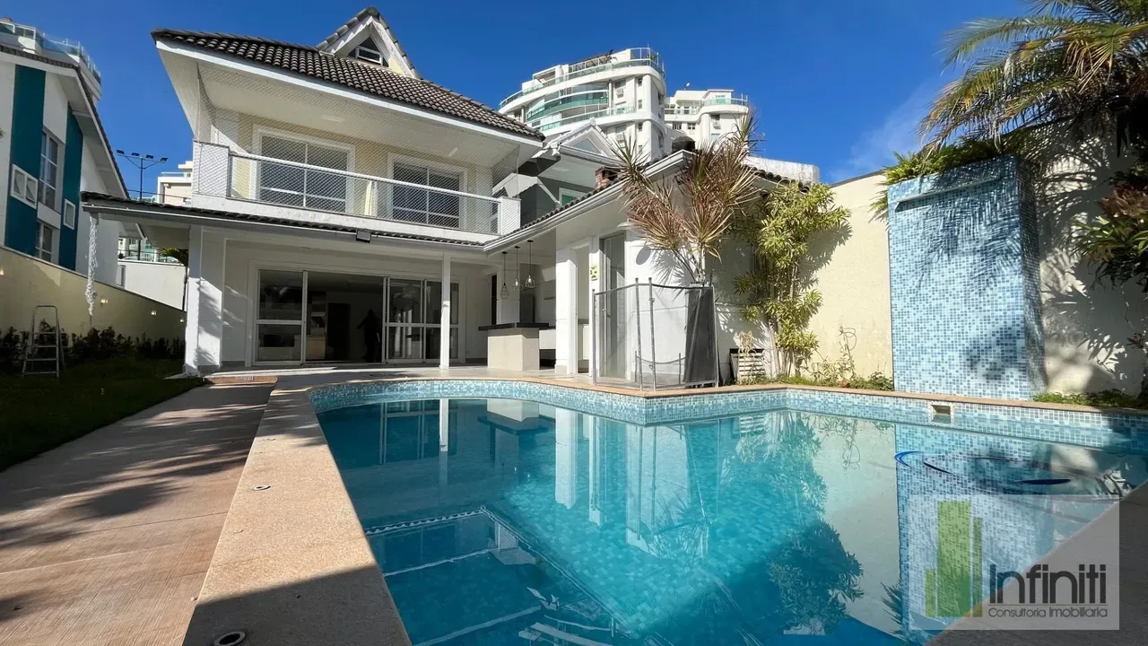 4 quartos e churrasqueira privativa: casa de 350 m² — photo 3