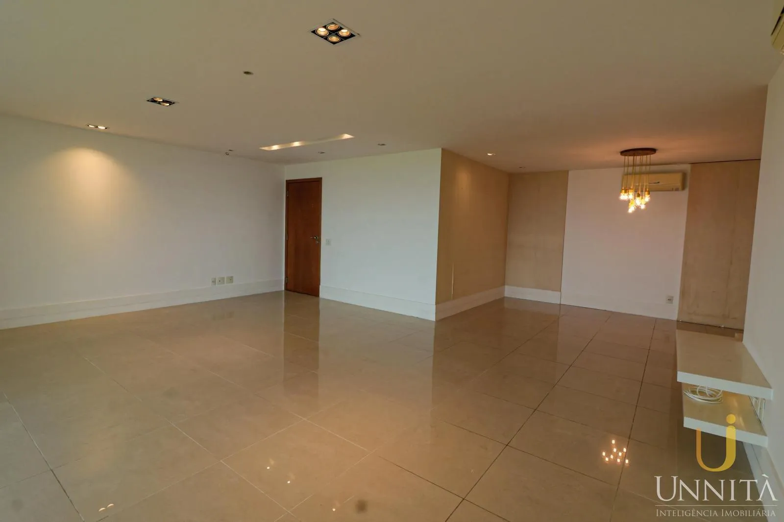 Вид на воду та 5 спалень: квартира 278 м² — photo 13