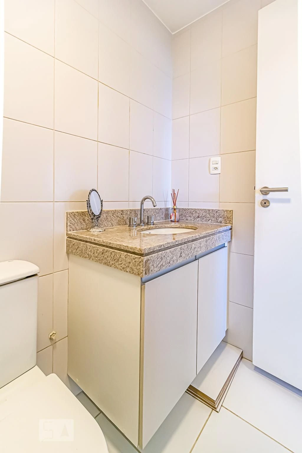 2-bedroom apartment in a building with a sauna — photo 57