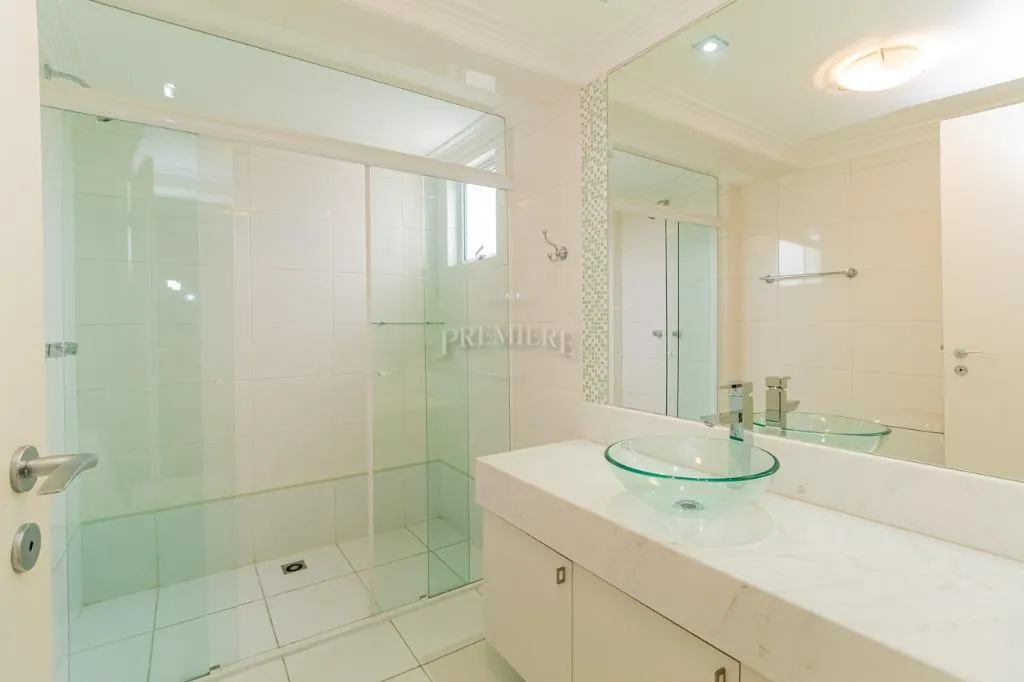 Duplex penthouse with 4 en-suite bedrooms and 260 m² — photo 15