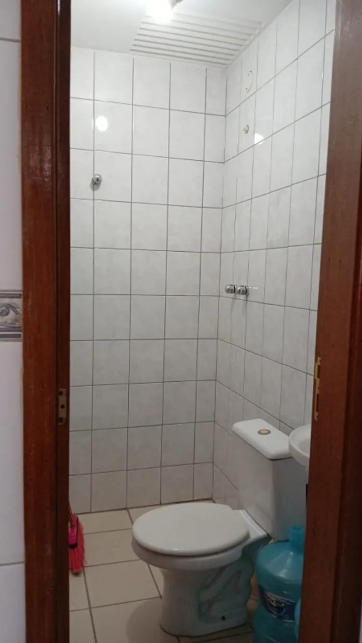 Unfurnished 2-bedroom apartment with 1 bathroom and parking — photo 12