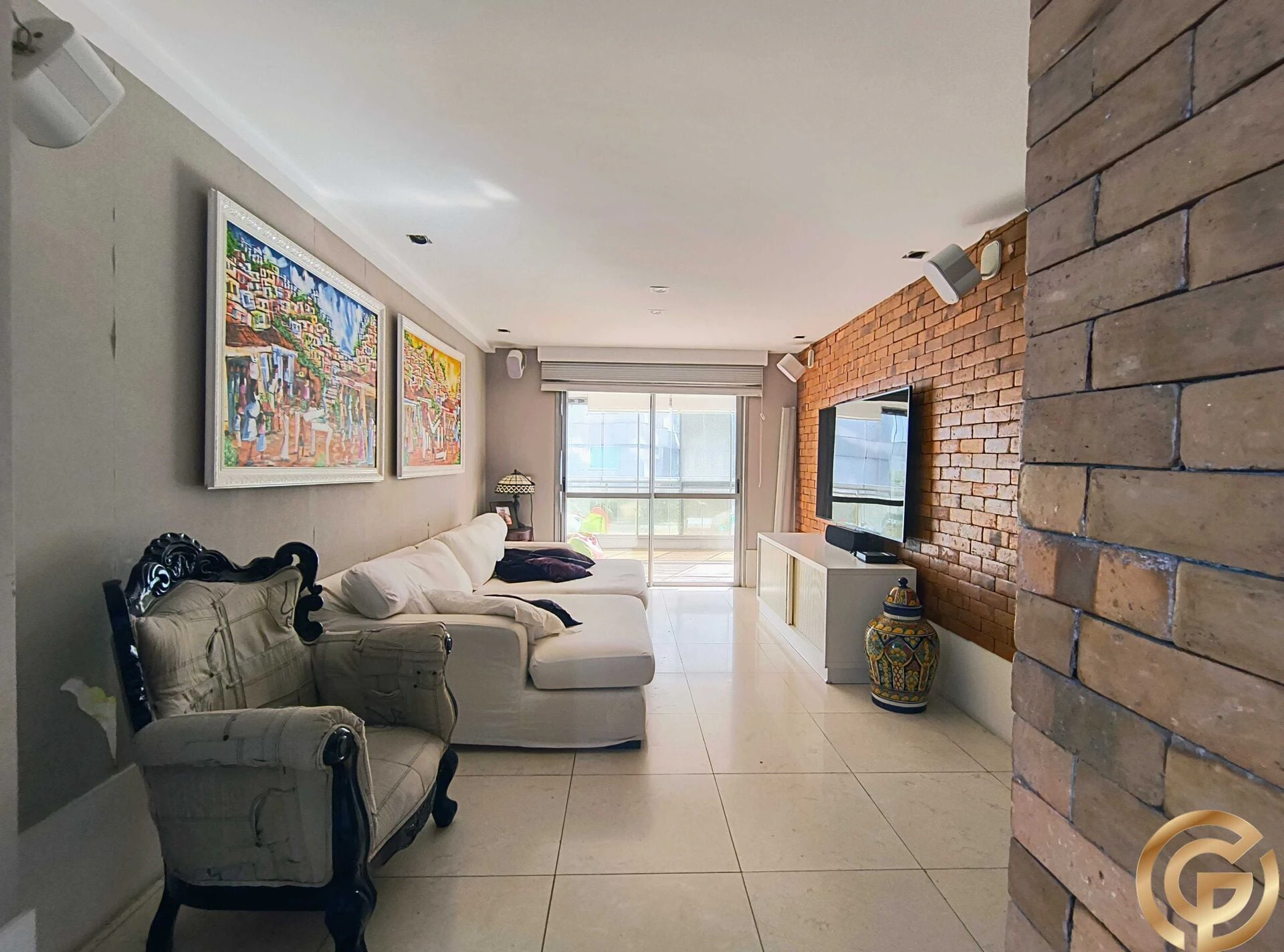 Furnished 400 m² apartment with 4 en-suite bedrooms — photo 29