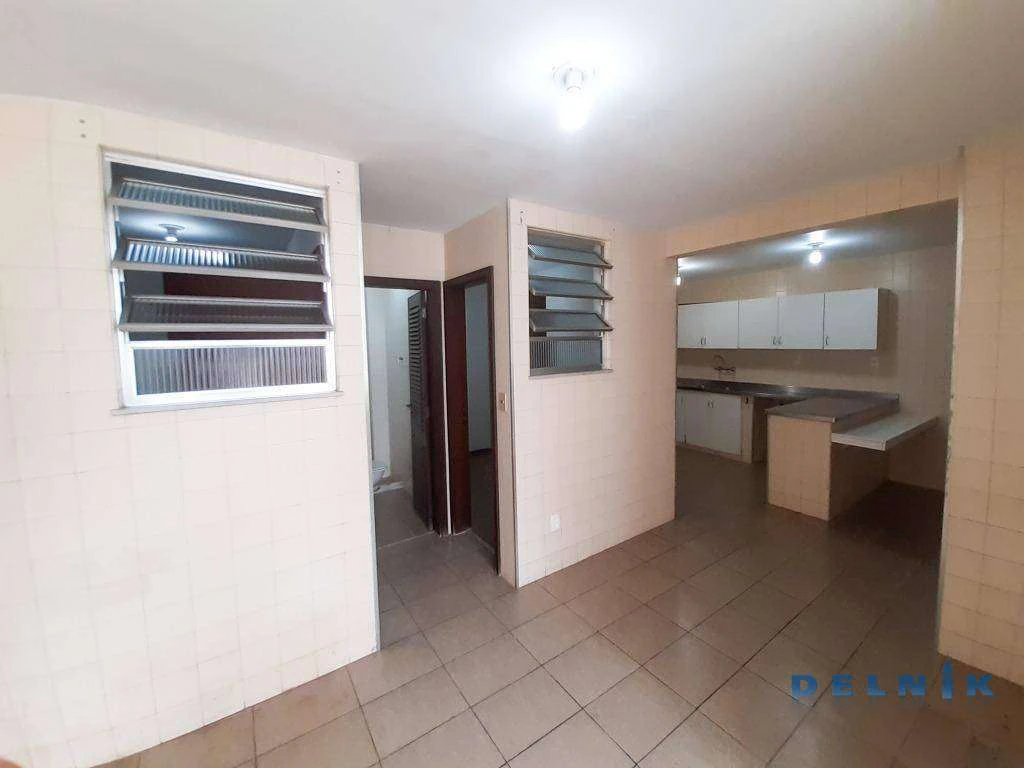 4-bedroom apartment of 169 m² with 3 parking spaces — photo 18