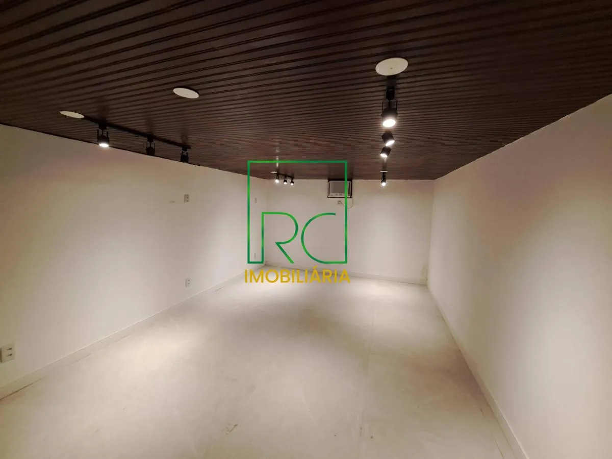 Casa de condomínio para alugar com 5 quartos e 900 m² — photo 33