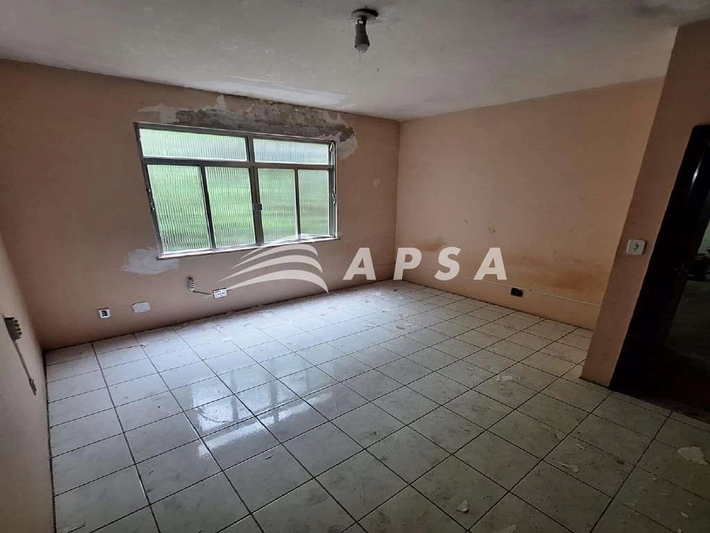 Casa sem mobília com 5 quartos e 625 m² construída — photo 12