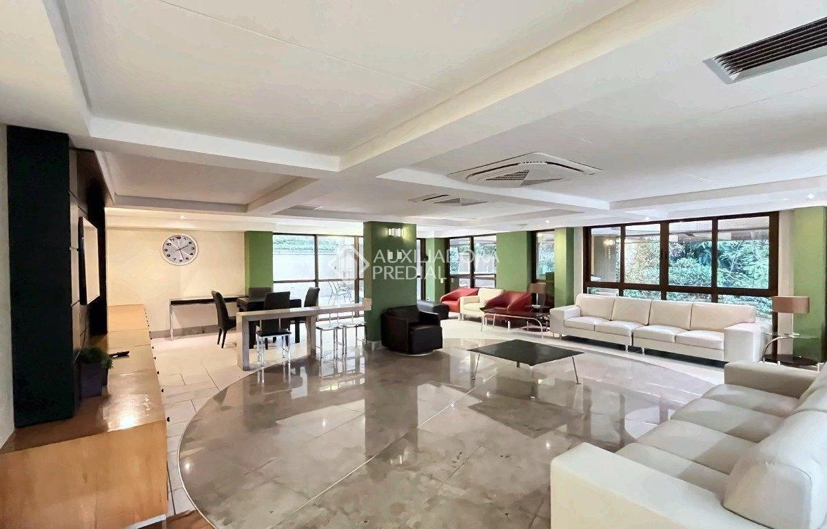 Вид на парк та 2 спальні: квартира 40 м² — photo 44