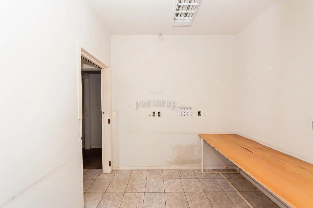 Casa com 960 m², 2 banheiros e 40 vagas — photo 43