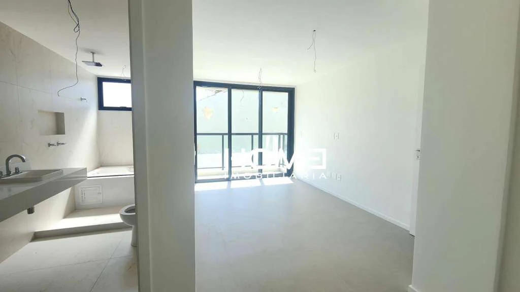 Casa com 4 suítes e 450 m² com 4 vagas — photo 24