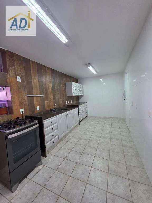 Apartamento de 142 m² com 3 quartos e cozinha fechada — photo 15