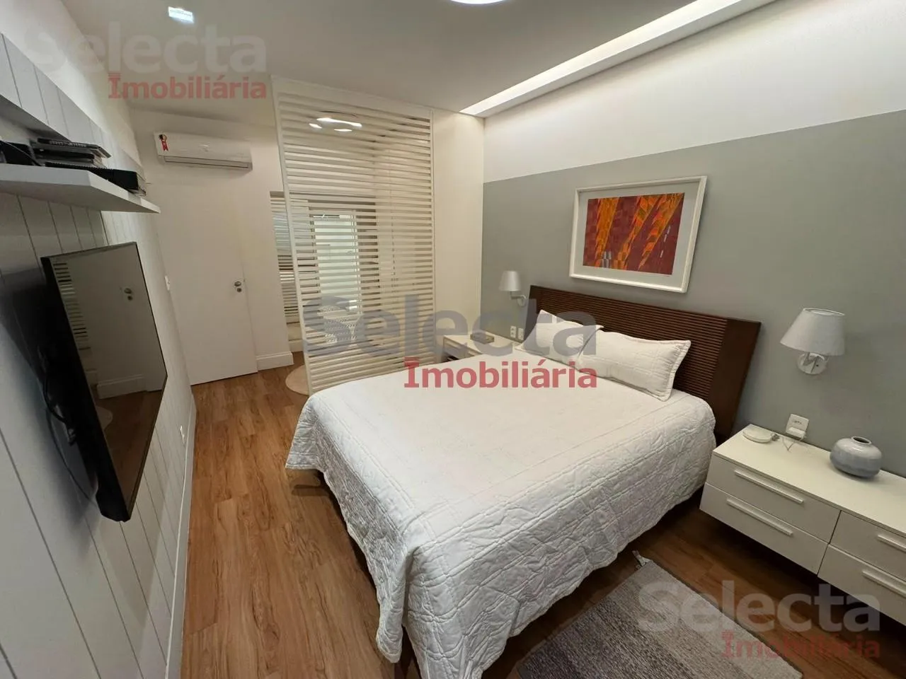 Furnished apartment with 4 bedrooms and a work desk — photo 6