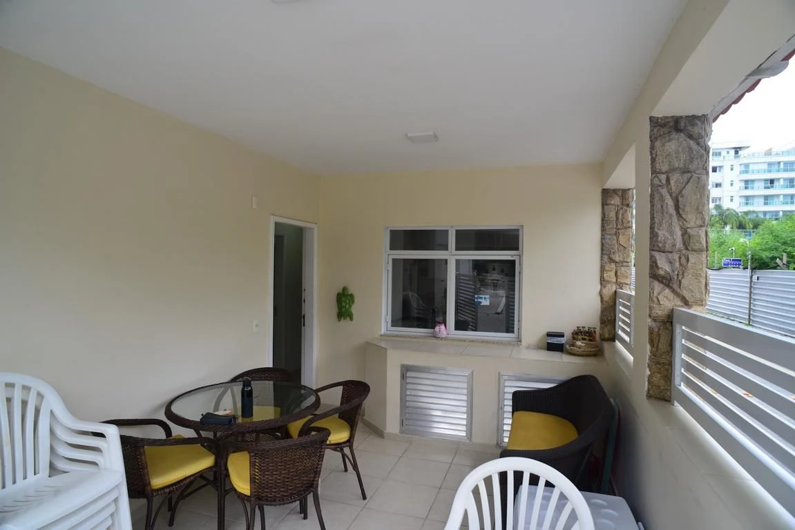 5-bedroom house with a washing machine — photo 12