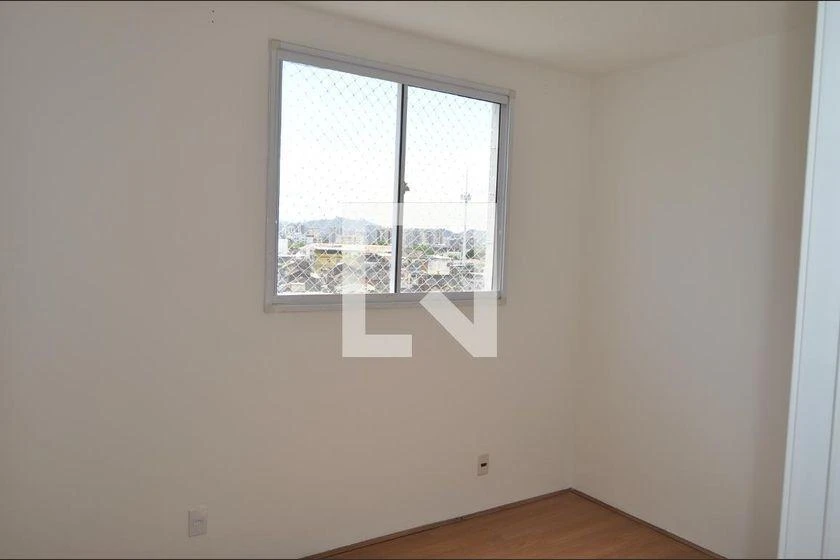 Glass-enclosed balcony in a 2-bedroom apartment, 47 m² — photo 47