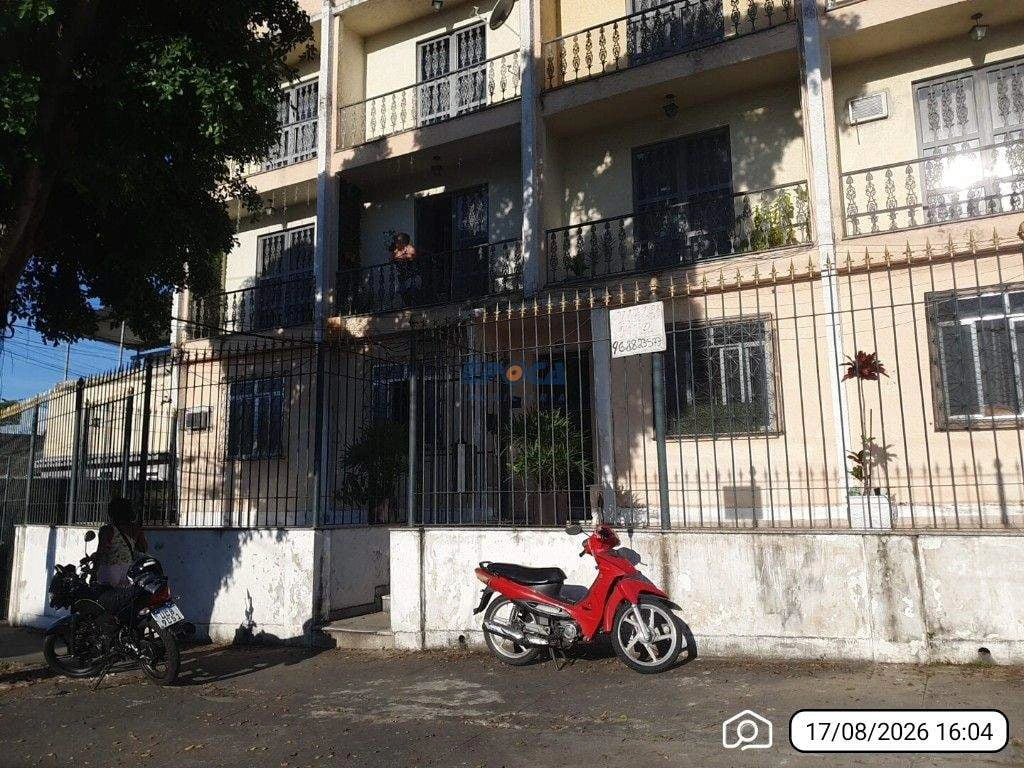 2-bedroom apartment with a balcony — photo 23