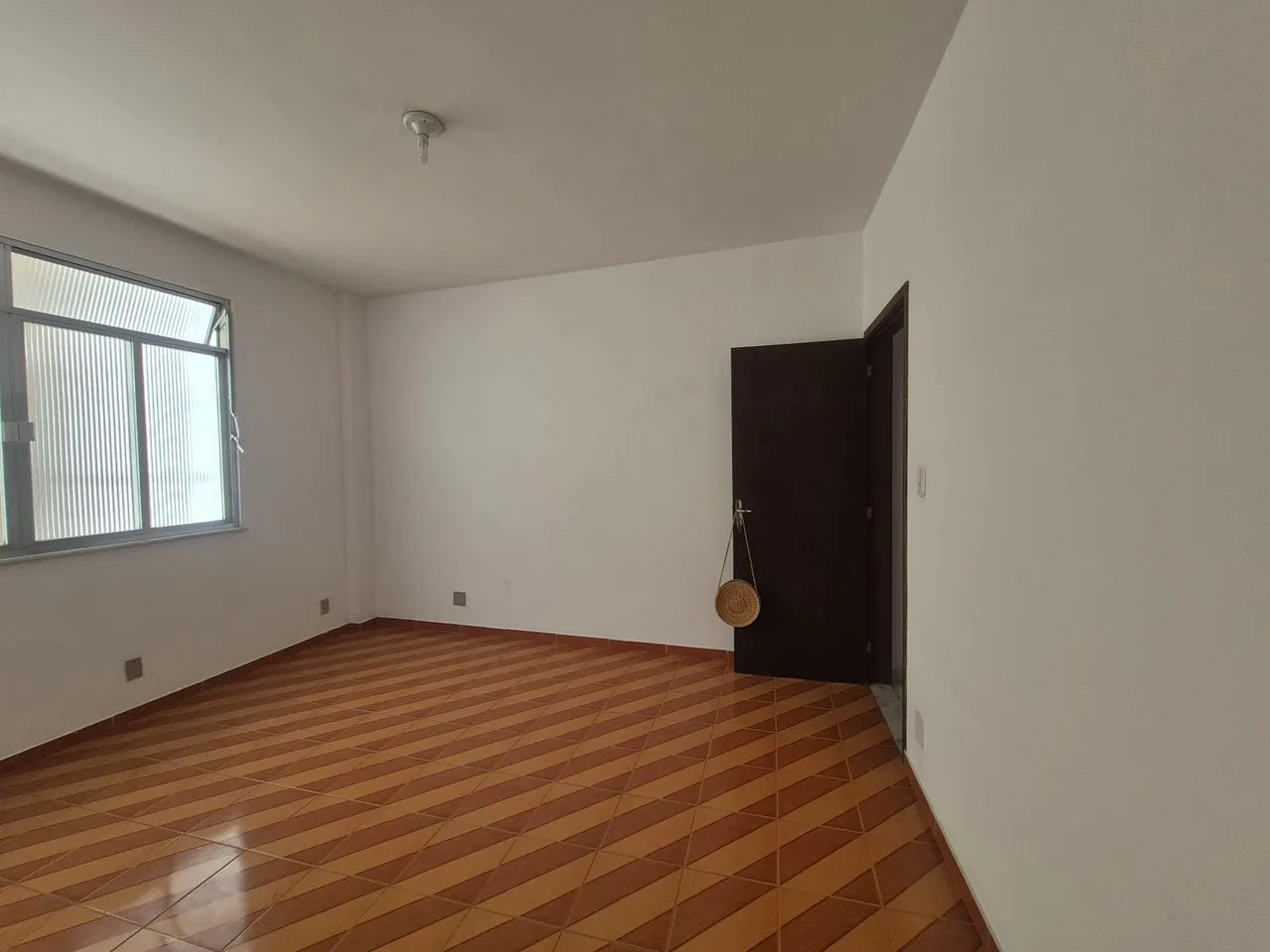2-bedroom apartment with 1 parking space and balcony — photo 15