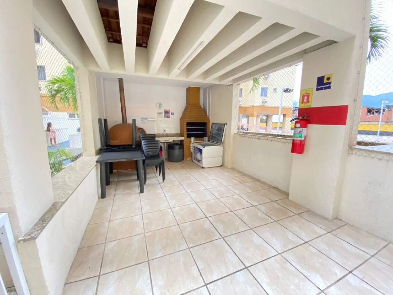 2-bedroom apartment in a building with a pool — photo 20