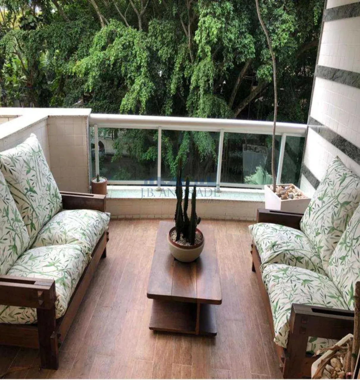 Apartamento mobiliado com 2 quartos e varanda — photo 4