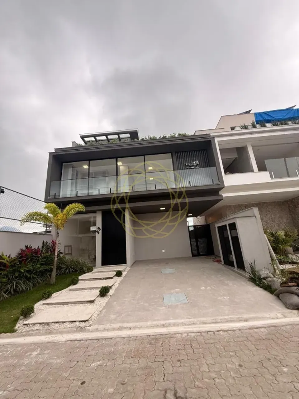 Casa com 4 quartos e 5 banheiros, 280 m² — photo 4