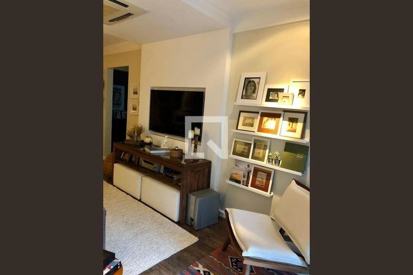 2-bedroom apartment with a water view — photo 7