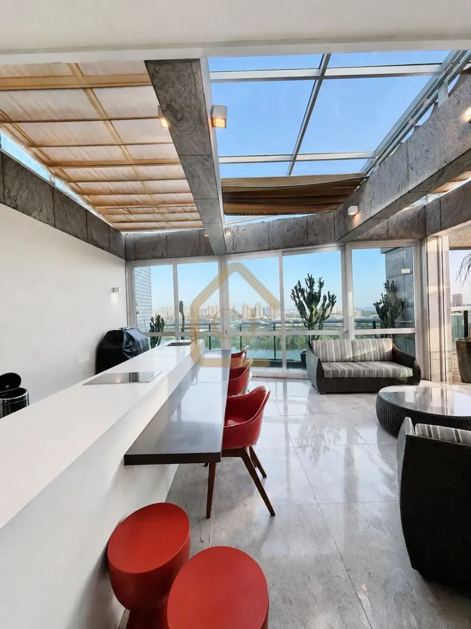 Furnished duplex penthouse 354 m² with 4 bedrooms — photo 6