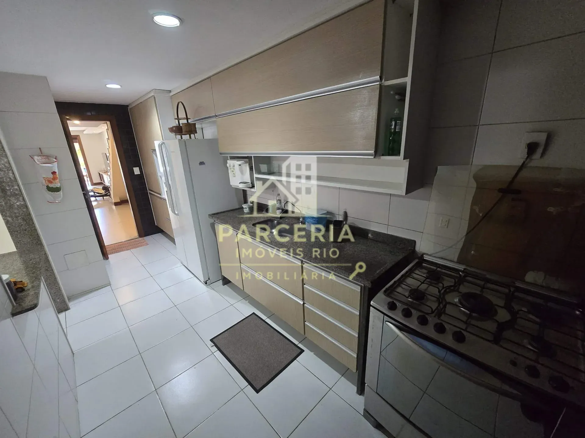 Casa mobiliada com 5 quartos e área de piscina compartilhada — photo 41