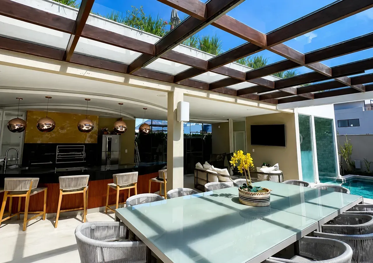 Furnished 5-bedroom house with an open-plan kitchen — photo 18