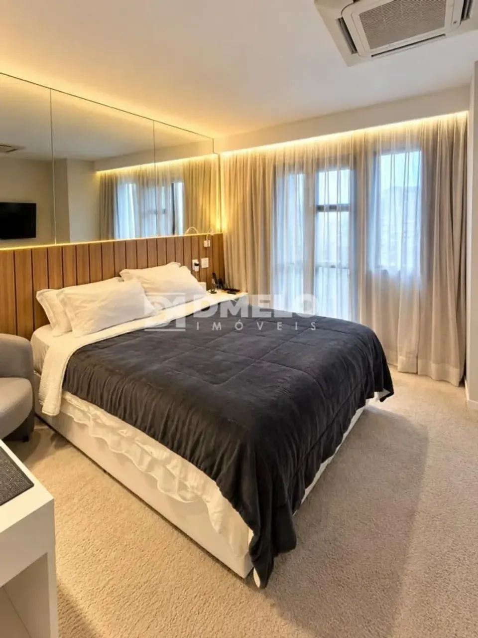 Apartamento mobiliado, 220 m², com janelas do piso ao teto — photo 14