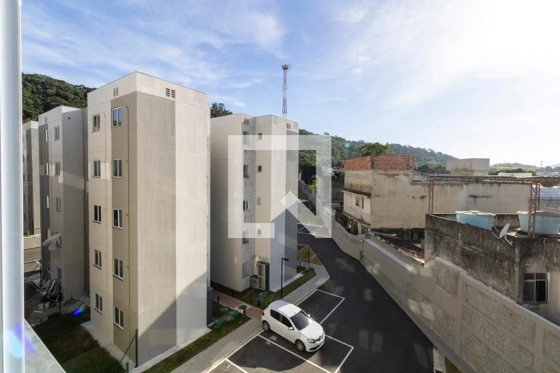 2-bedroom apartment with 1 bathroom, no parking — photo 8